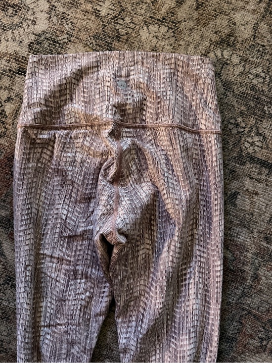 lululemon athletica Pants - lululemon athletica Blush Textured High-Rise Leggings
